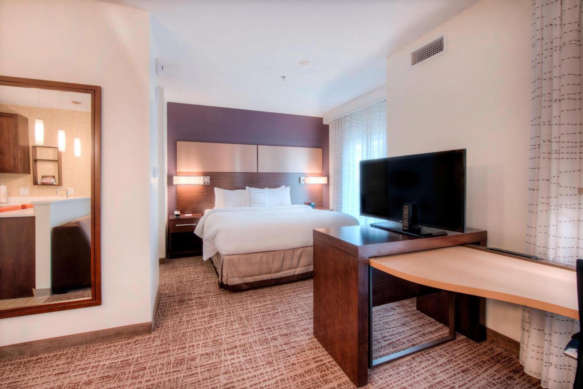 Residence Inn By Marriott Charlotte Airport מראה חיצוני תמונה