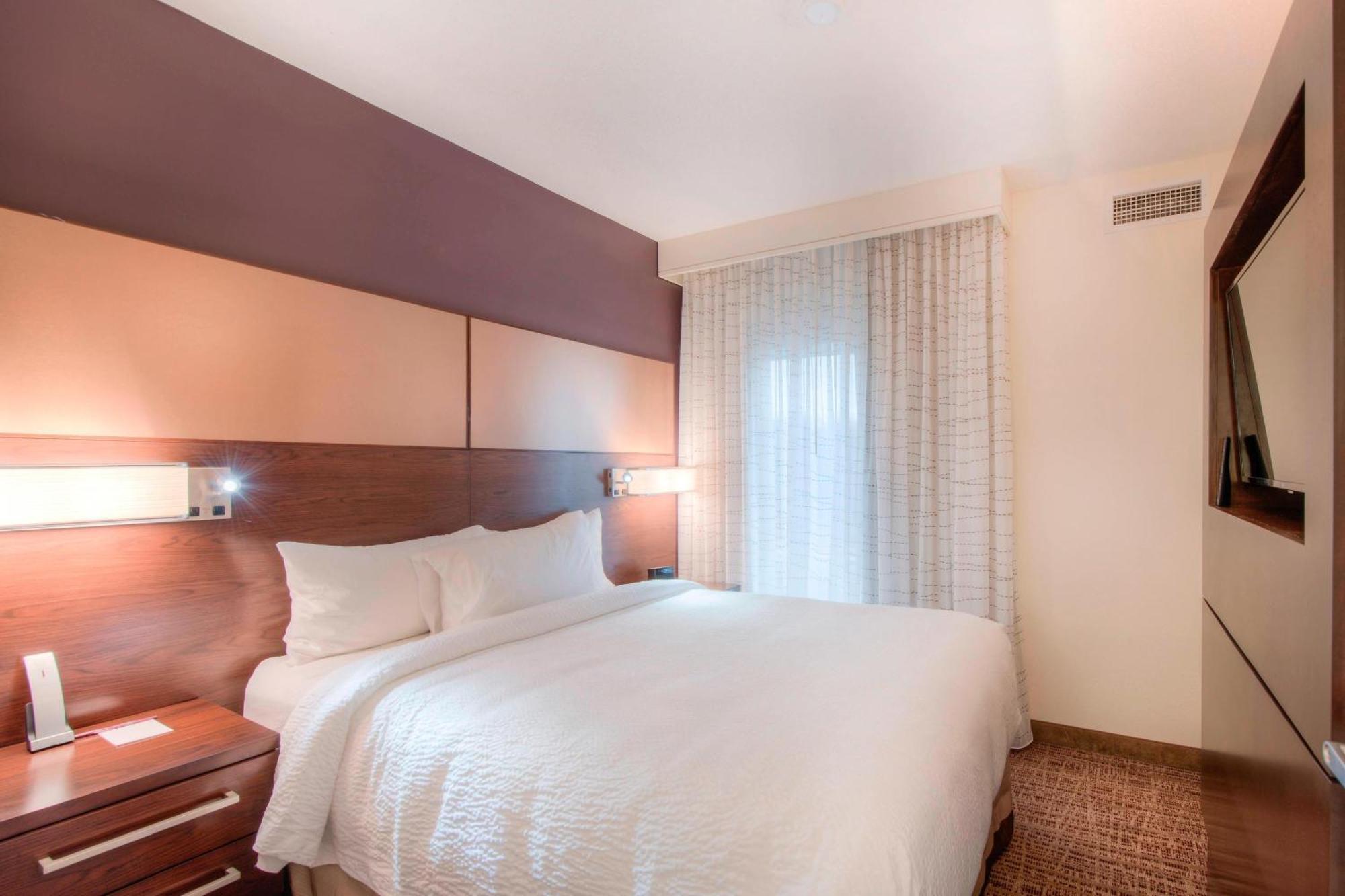 Residence Inn By Marriott Charlotte Airport מראה חיצוני תמונה