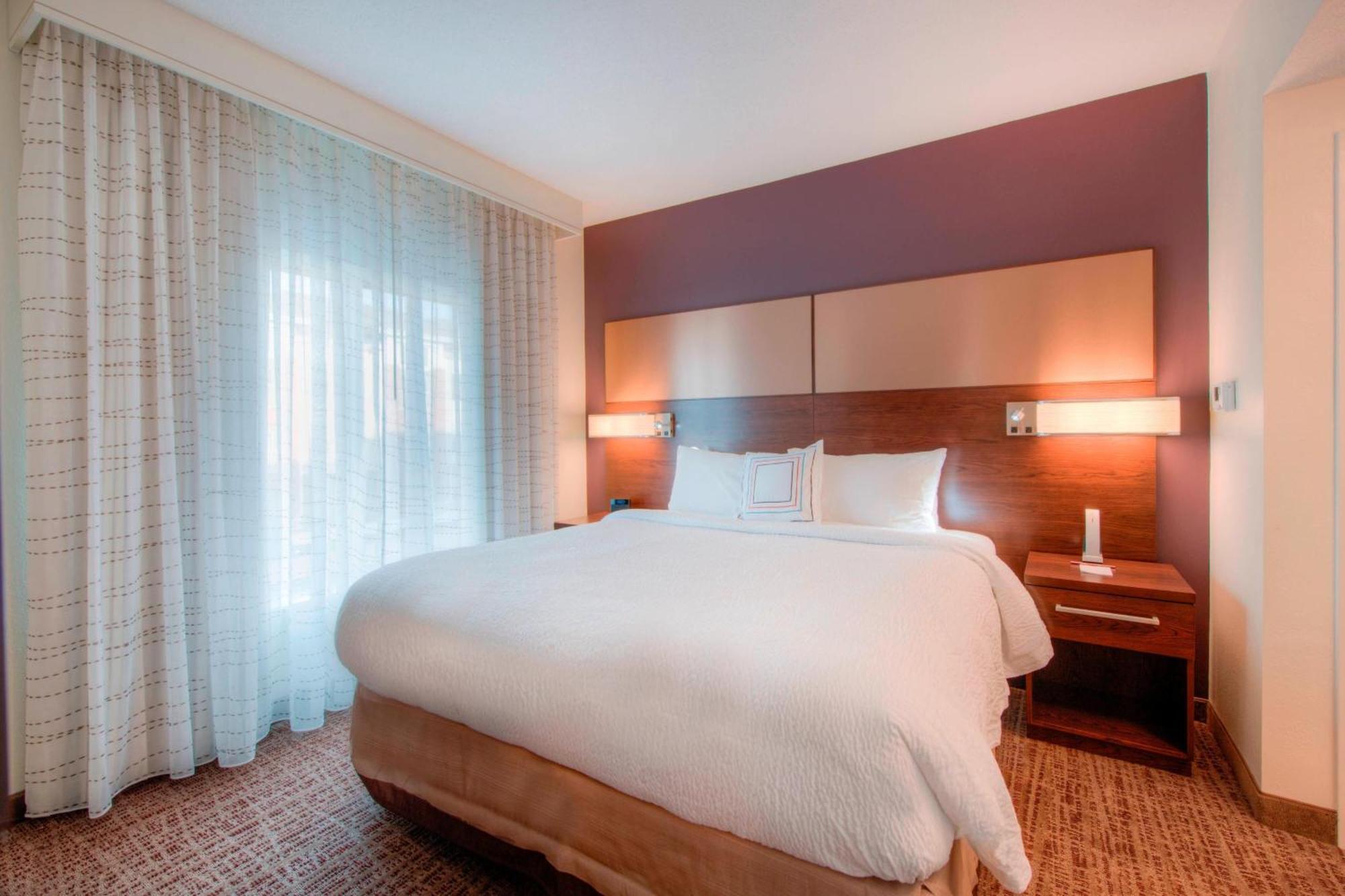 Residence Inn By Marriott Charlotte Airport מראה חיצוני תמונה