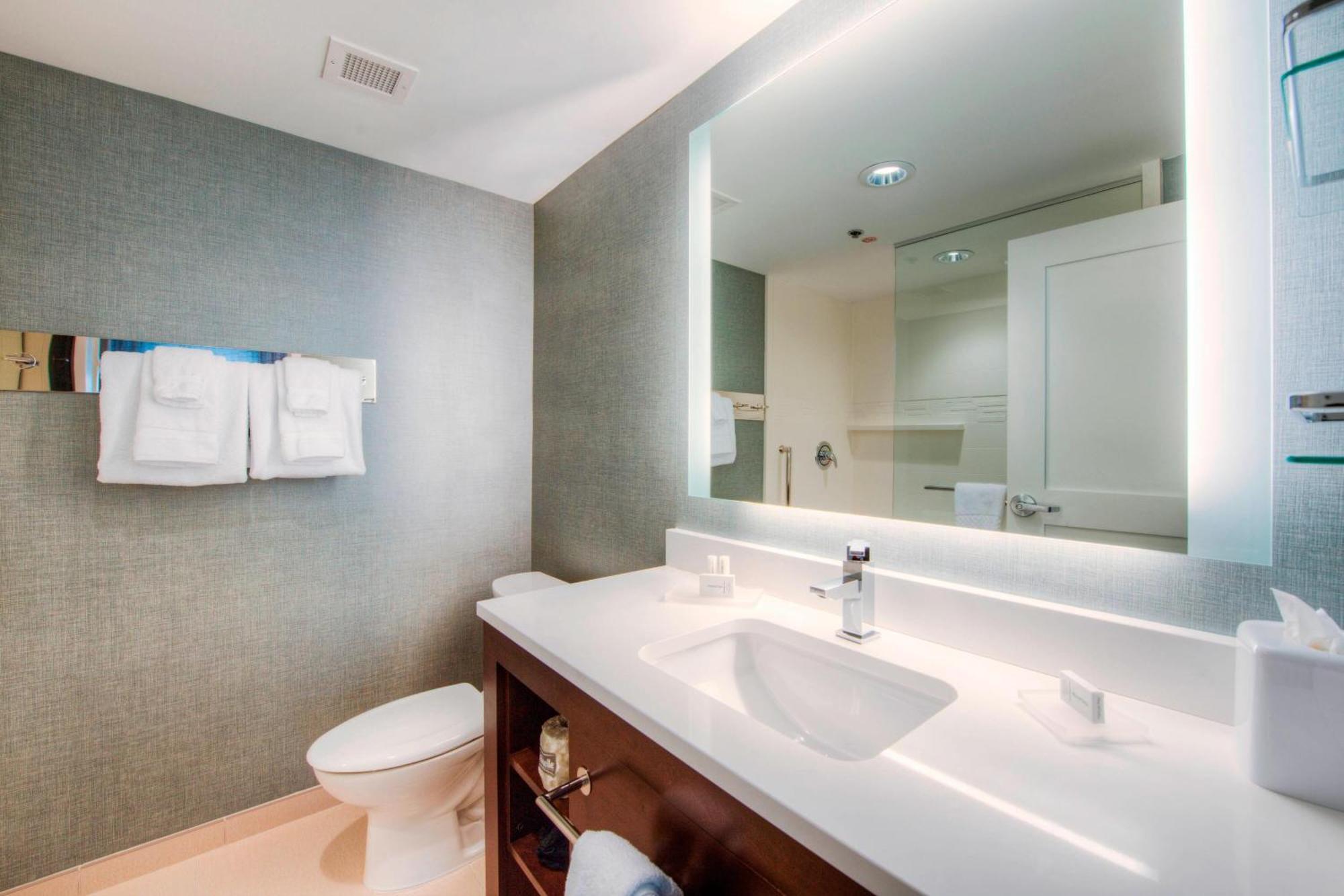 Residence Inn By Marriott Charlotte Airport מראה חיצוני תמונה