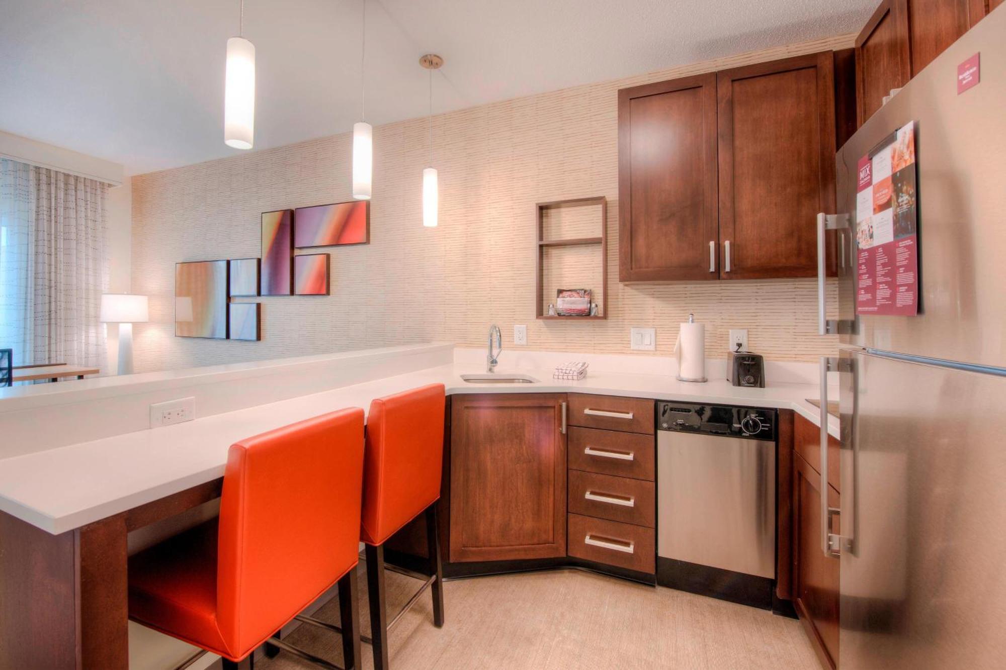 Residence Inn By Marriott Charlotte Airport מראה חיצוני תמונה